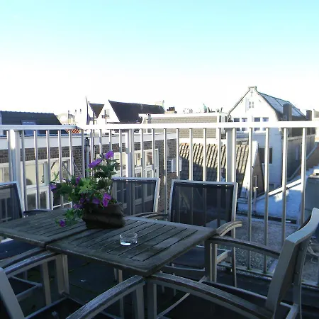 Nieuwmarkt * Amsterdam